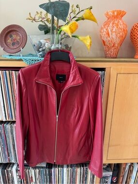PRICE DROP: NWOT, IDENTIFY,12, lined, BRICK RED LAMBSKIN LEATHER MOTO JACKET